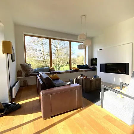 Neuve En Bois Avec Wifi, Jardin A Ref-847 Villa